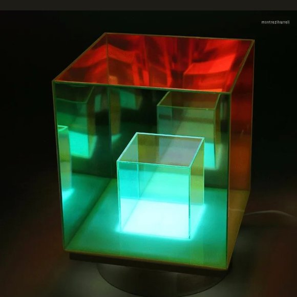 Med Sz Crystal (Polychromatic Acrylic) Magic 3D Cube LED Table Lamp ~ 9in NIB - Picture 1 of 5
